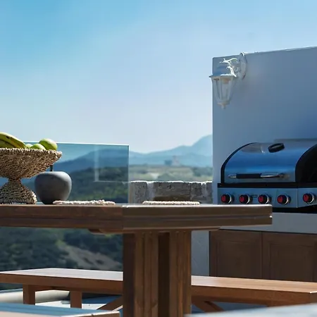 Villa Argyrie Villas, Luxury, Amazing Sea View, Heated Pool